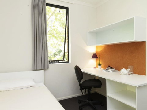 Sydney University Village - C Tourism 1