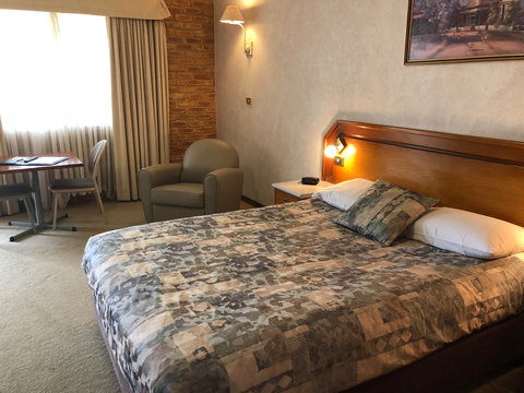 The Crossing Motel Junee - C Tourism 2