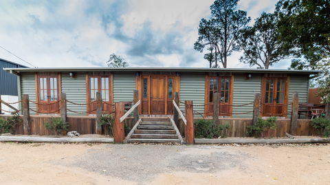Uniquely Pambula - Pet Friendly Holiday Accomodation - C Tourism 0