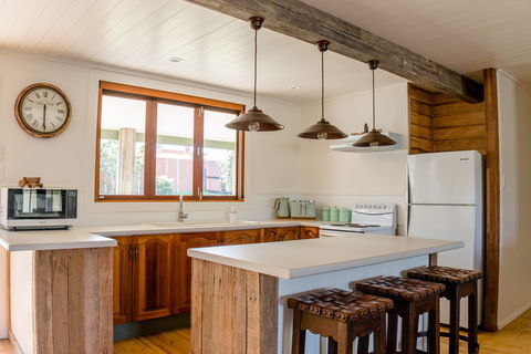 Uniquely Pambula - Pet Friendly Holiday Accomodation - C Tourism 3