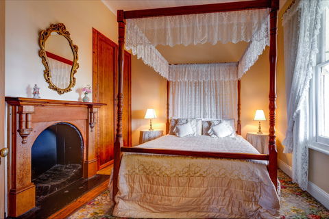 Abbey's Spa Cottage - C Tourism 0