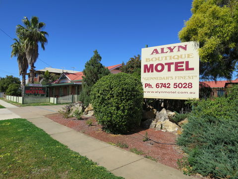 Alyn Motel - C Tourism 0