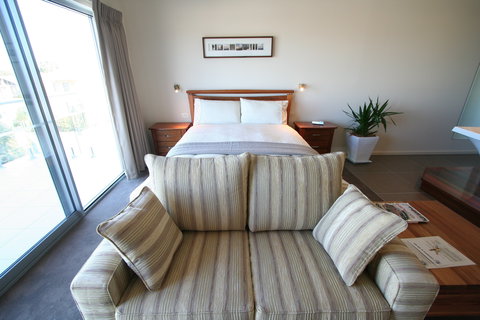 Captains At The Bay - C Tourism 1