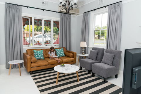 Clarinda Street Apartments By Kirsten Serviced Accommodation - C Tourism 1