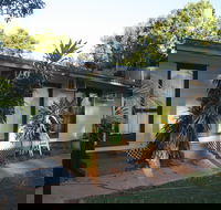Daly River Roadside Inn - C Tourism