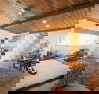 HAHNDORF LODGE - C Tourism
