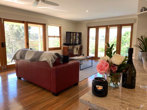 Hahndorf Luxury Lodge - C Tourism 0