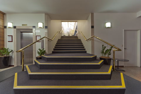 Madison Capital Executive Apartment Hotel - C Tourism 1