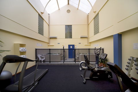 Madison Capital Executive Apartment Hotel - C Tourism 2