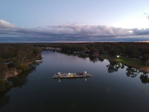 Morgan Riverside Caravan Park - C Tourism 0