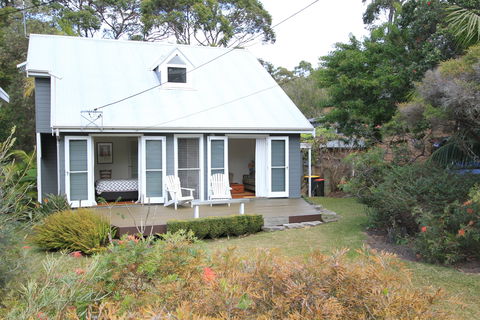 Phinney's Holiday Cottage Hyams Beach - C Tourism 0