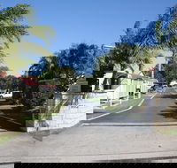 Sarina Palms Caravan Village - C Tourism