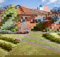 The Yellow Door Guesthouse - C Tourism
