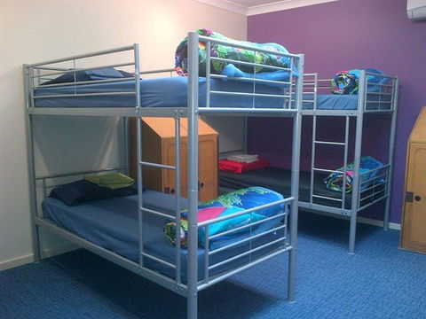 The Entrance Backpackers - C Tourism 0