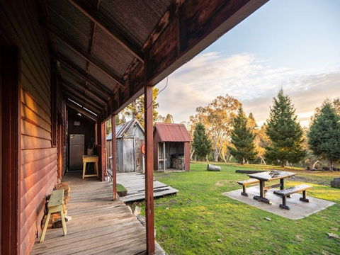 The Pines Cottage - C Tourism 2