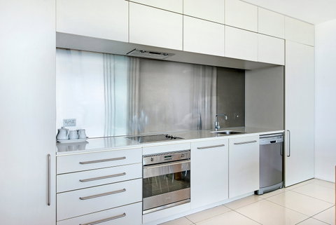 ULTIQA Air On Broadbeach - C Tourism 9