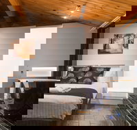 Waterfall Springs Retreat and Wildlife Sanctuary