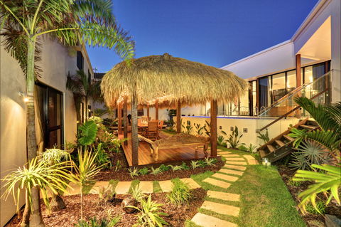 ZEN Beach Retreat - C Tourism 4