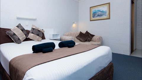 Abajaz Motor Inn - C Tourism 0