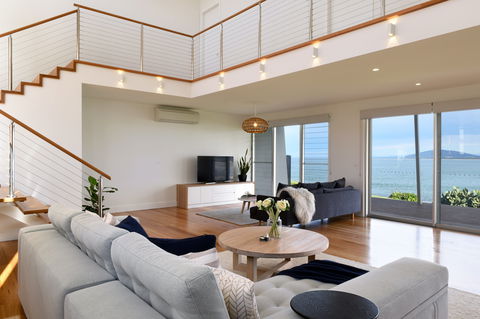 Absolute Waterfront Gerroa - C Tourism 1