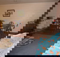 Acacia Cottages - C Tourism