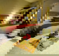 Gisborne Peak Winery  Cottages - C Tourism