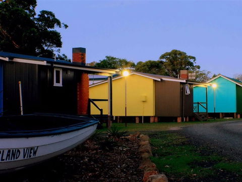Lake Conjola Waterfront Holiday Park - C Tourism 0