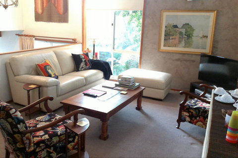 Linley House Bed And Breakfast - C Tourism 1