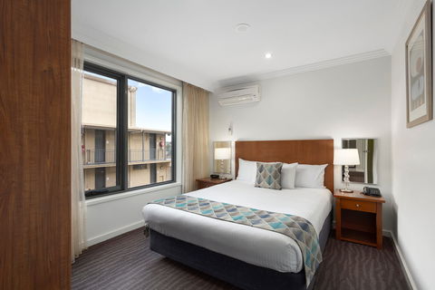 Quality Hotel Bayside Geelong - C Tourism 1