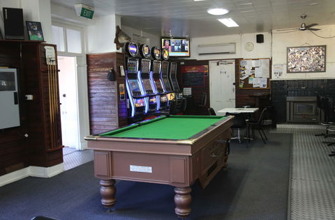 Royal Bridge Hotel, Barham - C Tourism 1