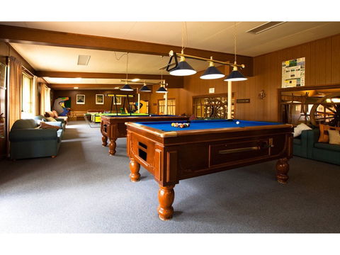 Snowy Mountains Resort - C Tourism 2