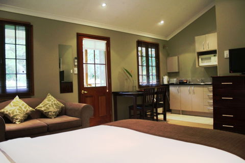 Sunshine Valley Cottages - C Tourism 1