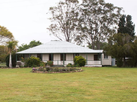 Vineyard Cottage - C Tourism 0