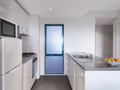 Adina Apartment Hotel St Kilda - C Tourism 2
