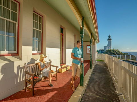 Assistant Lighthouse Keepers' Cottages - C Tourism 0
