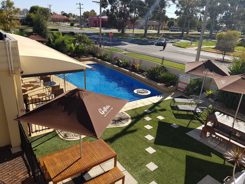 Best Western Chaffey Motor Inn - C Tourism 1