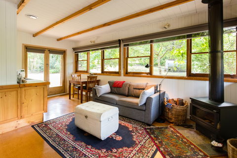 Braeside Mount Macedon Country Retreat - C Tourism 0