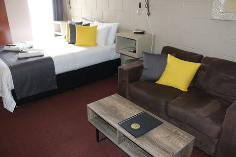 Childers Oasis Motel - C Tourism 0