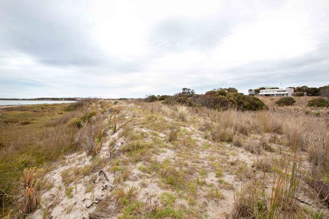 Coorong Aurora - Breathtaking Waterfront Escape - C Tourism 1