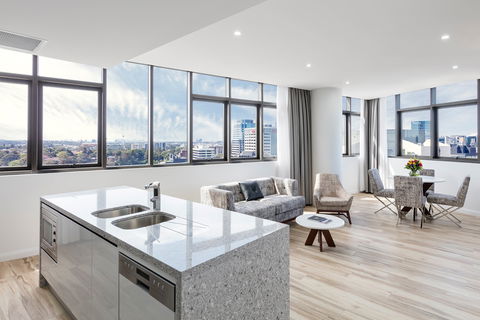Meriton Suites Church Street, Parramatta - C Tourism 0