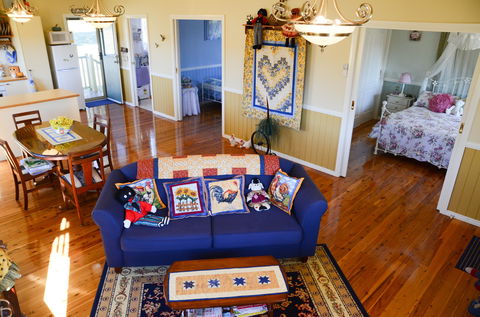 Milford Country Cottages - C Tourism 0