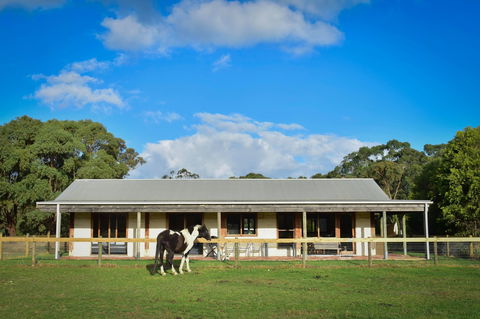 The Glen Farm Cottages - C Tourism 1