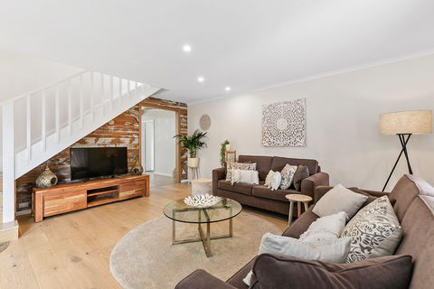 The Beach House Anglesea - C Tourism 1