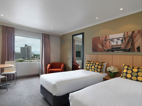 Travelodge Hotel Melbourne Southbank - C Tourism 1