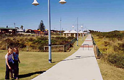 A Beachfront Villa Rockingham - C Tourism 5