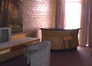 Red Castle Motor Inn - C Tourism 0