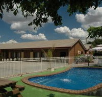 Fountain Court Motor Inn - C Tourism