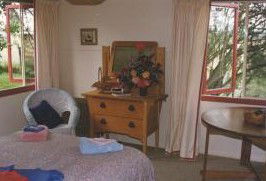 Poppys Cottage B&B - C Tourism 2