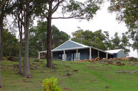 Vista Ridge Estate - Top Paddock Cottage - C Tourism 0