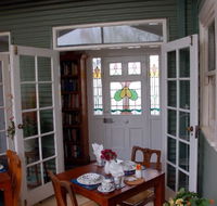 Heritage Cottage Bed And Breakfast - C Tourism